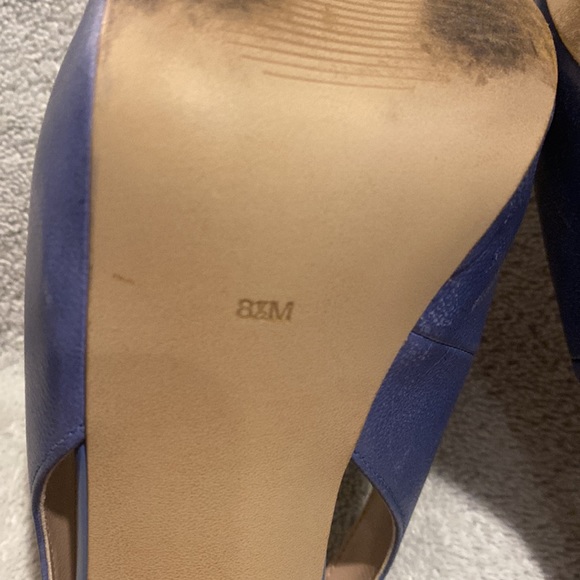 Guess platform heels size 8 1/2. - Picture 6 of 7